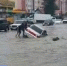 После сильных дождей в Сочи машина едва не ушла под воду. ВИДЕО - ГТРК Кубань в г. Сочи
