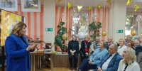 Олег Фатеев поздравил библиотечную систему Адлерского района курорта с 90-летием - Городское Собрание