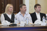 Глава Сочи Андрей Прошунин и председатель Городского Собрания Сочи Виктор Филонов вручили многодетным матерям знаки почета «Материнская слава»