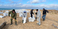 С пляжей на Кубани вывезли более 70 тысяч тонн загрязненного мазутом песка - SochiStream.Ru