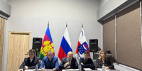 Депутаты Городского Собрания Сочи по избирательному округу № 4 "Кудепстинский" приняли участие во встрече с жителями ТОС "Чкаловский" - Городское Собрание