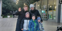 Депутаты Микаел Багманян и Олег Чекмарев организовали досуг семье участника СВО - Городское Собрание