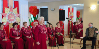 27 февраля в фойе Лазаревского Центра национальных культур состоялся концерт хора ветеранов «Золотая осень», под названием «Поклон наш тебе, Победа» - Управление культуры