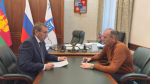 Председатель Городского Собрания Сочи Виктор Филонов провел рабочую встречу с председателем территориальной депутатской группы Центрального района Эдуардом Обуховичем