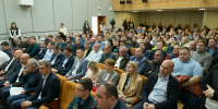 Глава Сочи Андрей Прошунин обсудил с жителями Адлерского района вопросы развития социальной инфраструктуры - Sochi.Com