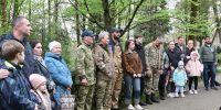 В парках Сочи в преддверии Дня Победы высадили более 40 кремлёвских елей - Sochi.Com