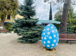 В Сочи началось праздничное оформление улиц к главному православному празднику – Светлому Христову Воскресению