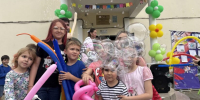 В День защиты детей Темур Эйнатов, Степан Кагосян и Теймураз Лобжанидзе помогли провести праздничное мероприятие в селе Прогресс Хостинского района - Городское Собрание