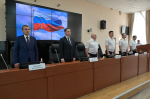 Руководитель Главного управления МВД Краснодарского края Олег Агарков, глава Сочи Андрей Прошунин и председатель Горсобрания Сочи Виктор Филонов приняли участие в торжественном мероприятии ко Дню России