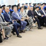 В Российском Международном Олимпийском Университете торжественно вручили дипломы выпускникам из 10 стран