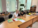 В библиотеке семейного чтения МБУК «ЦБС г. Сочи» на летней досуговой площадке «Лето с пользой» ребят ждали интересные занятия на игротеке