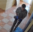 В Сочи мать с сыном из вредности подкладывают соседям фекалии под дверь - SochiStream.Ru