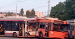 В Краснодаре оператор мойки получил тяжелые травмы при наезде троллейбуса