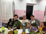 Депутат Илья Стопченко поздравил жителей села Разбитый Котел с Днем пожилого человека