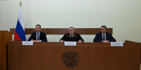 Глава Сочи Андрей Прошунин и председатель Городского Собрания Сочи Виктор Филонов поздравили работников судебной системы курорта с профессиональным праздником - Городское Собрание