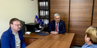 Сос Мартиросян и Ростислав Шубин провели приём граждан избирательного округа №1 - Городское Собрание