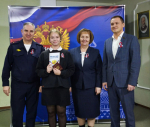 В День Конституции Илья Стопченко принял участие в торжественном мероприятии вручения юным лазаревцам паспорта РФ