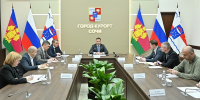 Глава Сочи Андрей Прошунин потребовал от профильных руководителей и подрядчиков внедрить комплексный подход к вывозу ТКО с площадок города - Администрация г. Сочи