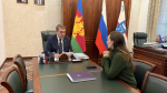 Председатель Горсобрания Сочи Виктор Филонов провел встречу с председателем Молодежного парламента при ГСС Наной Михайловой