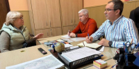 Виталий Баянов, Родион Цырульник и Вадим Семёнов провели прием граждан в микрорайоне «Мацеста» - Городское Собрание