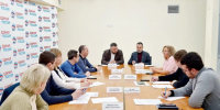 Кирилл Матусевич принял участие в приёме граждан депутатом ЗСК Виктором Тепляковым - Городское Собрание