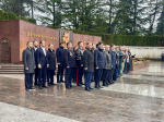 Глава города Сочи Андрей Прошунин и депутаты Городского Собрания Сочи приняли участие в памятном возложении цветов к мемориалу в Завокзальном микрорайоне