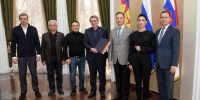 Глава Сочи Андрей Прошунин поздравил депутатский корпус курорта с 30-летием со дня образования Городского Собрания Сочи - Городское Собрание