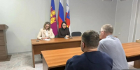 Депутат Ульяна Катриченко  провела прием граждан по личным вопросам - Городское Собрание
