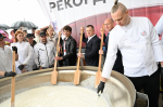 В День города в Сочи установлен национальный гастрономический рекорд