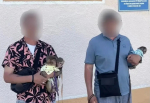 В Геленджике поймали двух пляжных фотографов с обезьянками