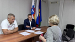 Депутат Илья Стопченко провел прием граждан в Лазаревском районе