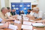 Член Совета при Президенте РФ по развитию гражданского общества и правам человека, председатель Ассоциации «Независимый общественный мониторинг» Александр Брод провел встречу с членами ТИК Приморская города Сочи